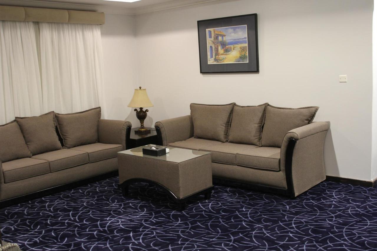 Carawan Al Khaleej Hotel Olaya Riyadh Exterior photo