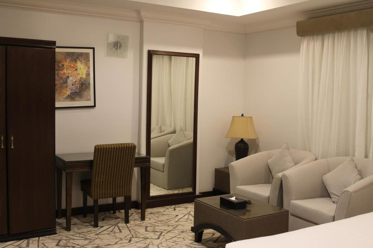 Carawan Al Khaleej Hotel Olaya Riyadh Exterior photo