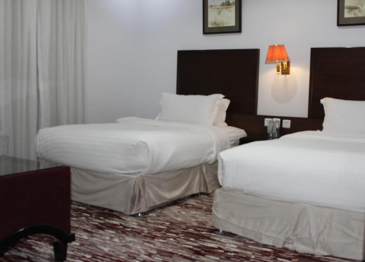 Carawan Al Khaleej Hotel Olaya Riyadh Exterior photo