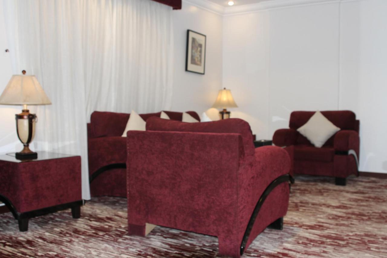 Carawan Al Khaleej Hotel Olaya Riyadh Exterior photo