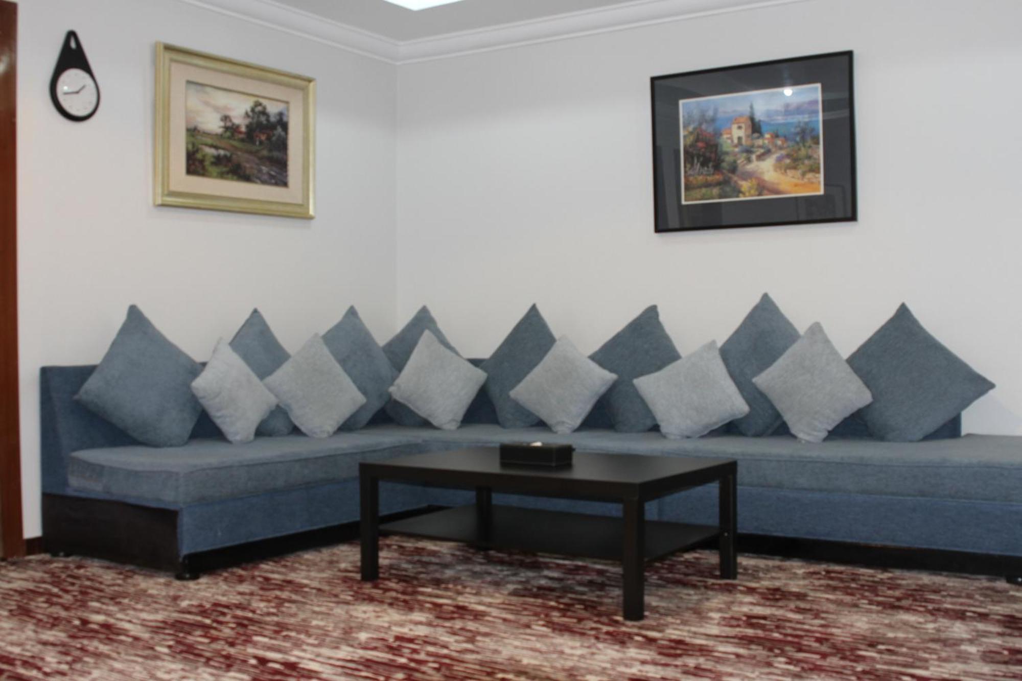 Carawan Al Khaleej Hotel Olaya Riyadh Exterior photo